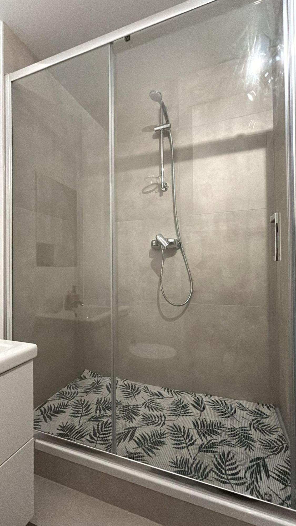 Chez Soi Apartment Брюксел Екстериор снимка